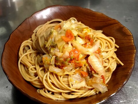 牛脂で簡単♪白菜とトマトのパスタ